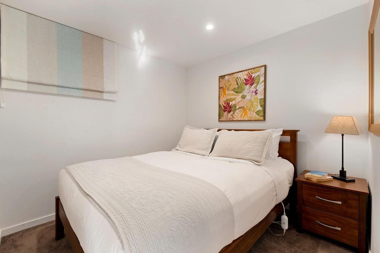 Queenstown Lakefront Dream 4 Bed Exterior foto